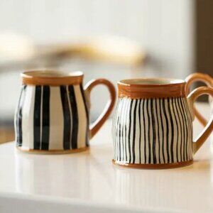 Large Capacity Thin Striped Ceramic Mug/NWT